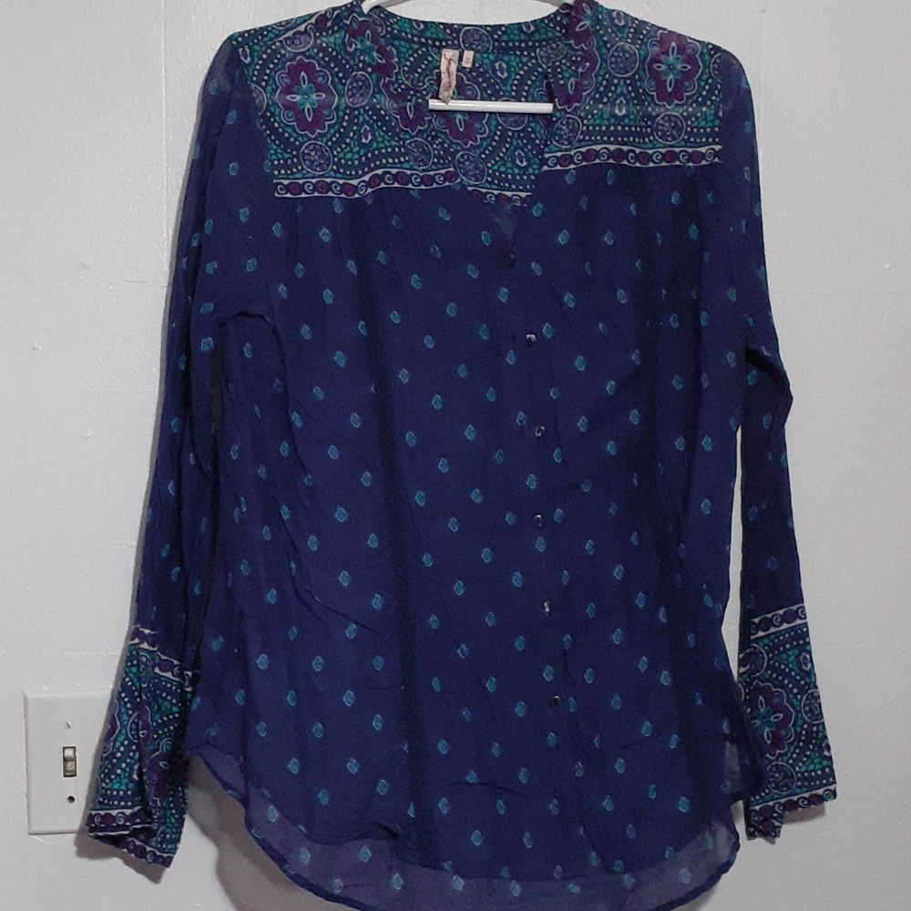 Long sleeve button up
